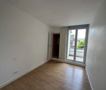 Location Appartement 3 pièces 70 m2 à Saint-Quentin - Photo 4