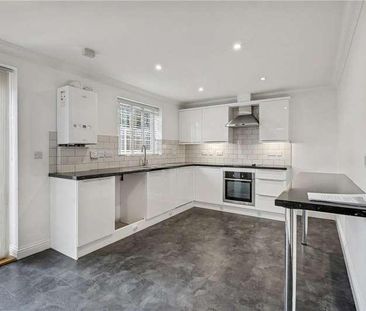 Wellesley Close, Poringland, Norwich, Norfolk, NR14 - Photo 5