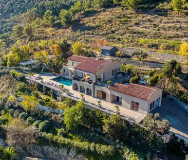 VILLA EZE RÉNOVÉE 323 M2, 5 CHAMBRES. - Photo 6