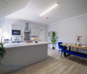 1 bedroom in a house share to rent - Photo 1