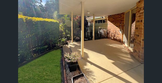 With Coffs Harbour CBD at your doorstep this private, low-maintenance property provides utter convenience with single level living. - Photo 1