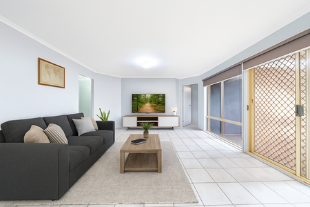 Spacious Family Home - Photo 2