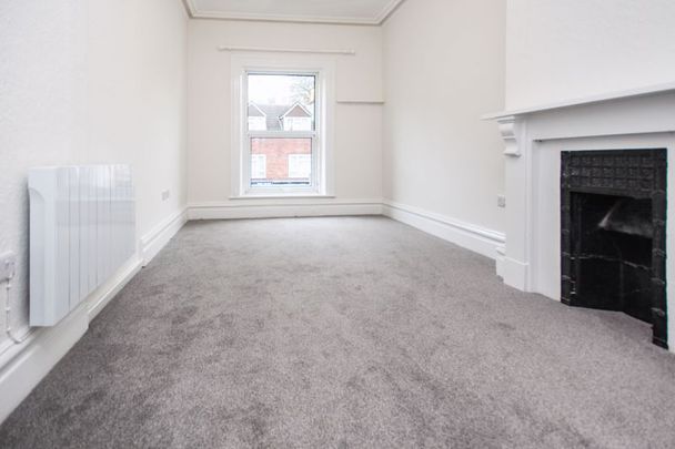 Old Christchurch Road, Bournemouth - Photo 1