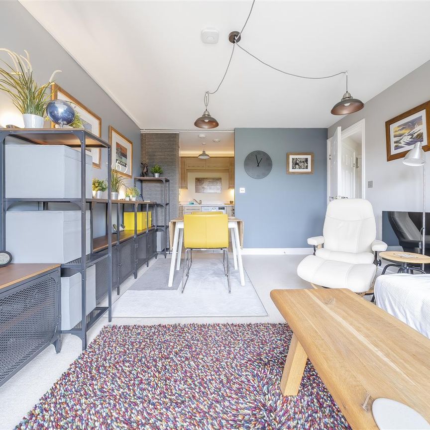 Sir Bernard Lovell Road, Malmesbury, SN16 - Photo 1