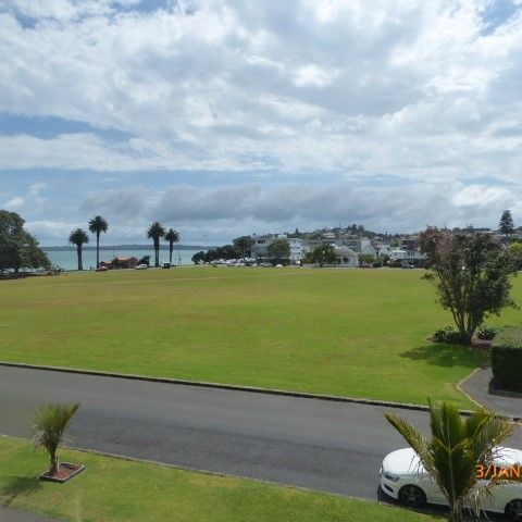 1ST FLOOR APARTMENT - PARK & SEA VIEWS - Photo 1