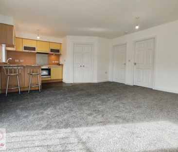2 bedroom flat to rent - Photo 2