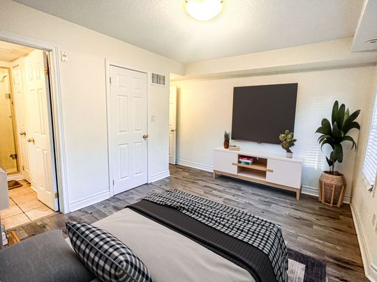 For Lease - 600 Shoreline Drive Unit# 2, Mississauga, Ontario - Photo 1