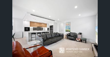 Contemporary Family Living in a Prime Location - Photo 2