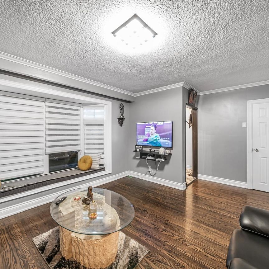 For Lease - 105 Silurian Road Unit# Main, Toronto, Ontario - Photo 1