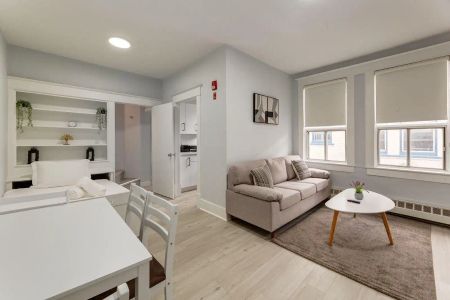 Beltline Terrace — Unit 5 - Photo 2