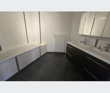 Appartement à Louer à LILLE 1600 € - Photo 6