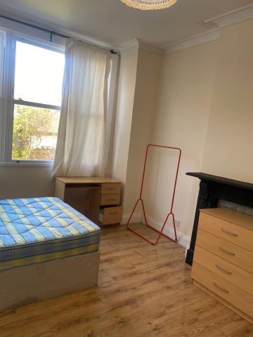 Room in a Shared House, Brynland Avenue, BS7 - Photo 5