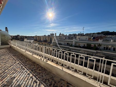 Location Appartement 2 pièces 53m² NICE 06000 - Photo 5