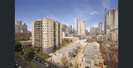 Location and spacious modern living blend perfectly to offer a lifestyle!! - Photo 5