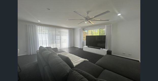 your new, fully renovated home is waiting - Photo 1