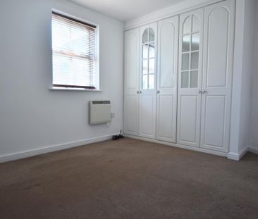 2 bedroom maisonette to rent - Photo 2