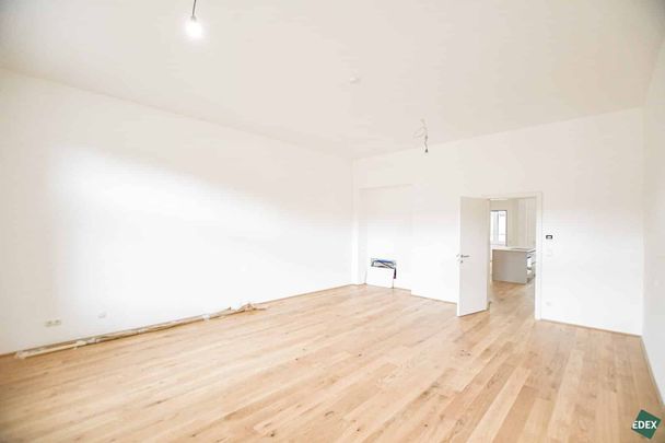 Traumhafte 5-Zimmer Altbauwohnung mit Balkon beim Rochusmarkt - Photo 1