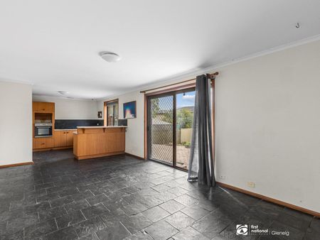 NEAT THREE BEDROOM FAMILY HOME - Photo 3