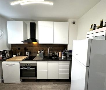 Maison mitoyenne 2 côtés MONTIGNY LE BRETONNEUX 48 m² - Photo 3