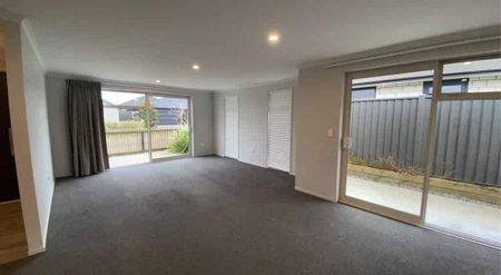 Open plan family home - Photo 3