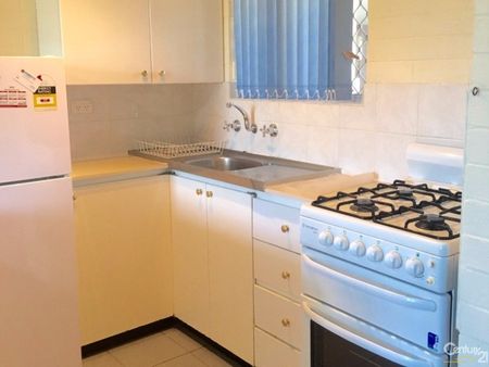 Easy Access to Morley, City and Perth Airport @ $570 Per Week - Photo 2