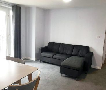 2 bedroom flat to rent - Photo 1