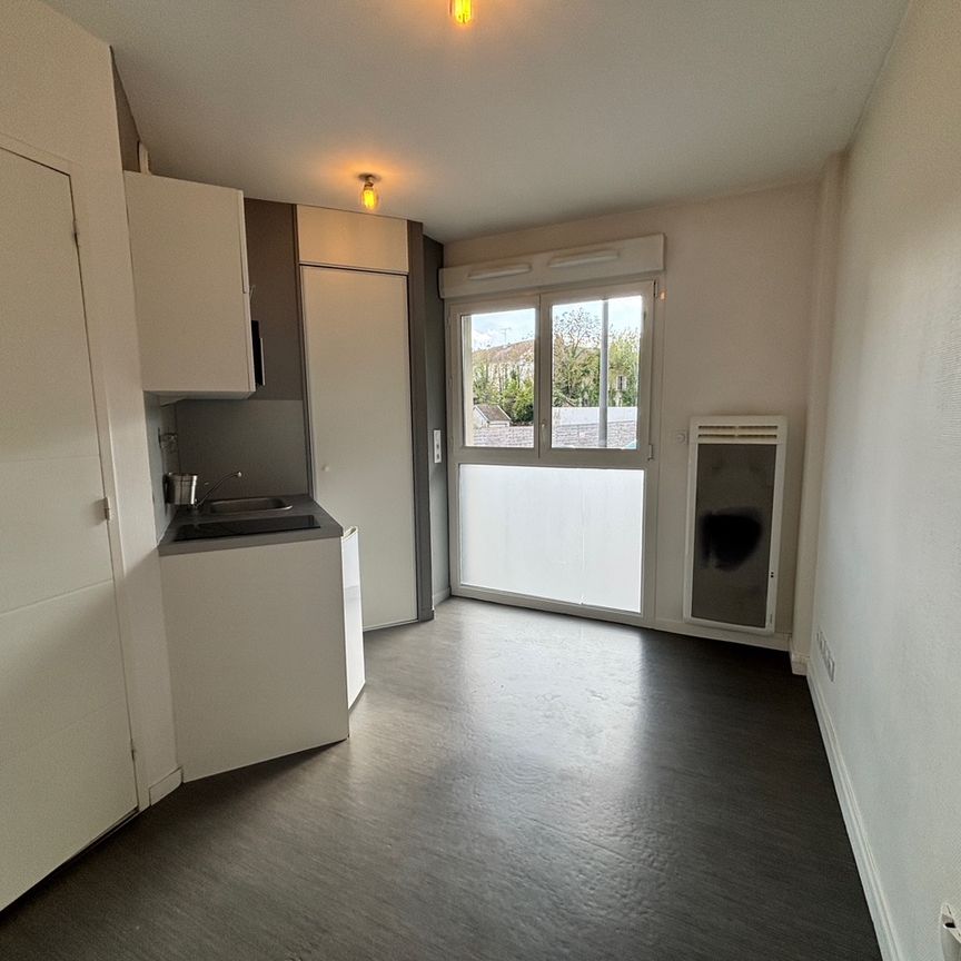 Location Appartement 1 pièce 17m² - Photo 1