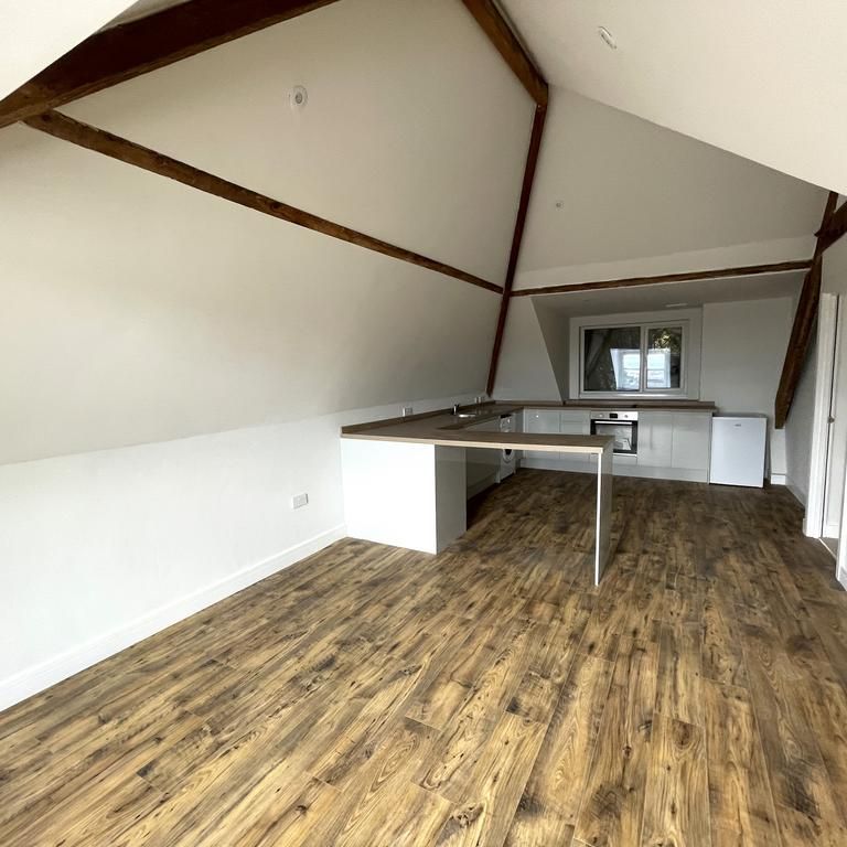 2 bedroom apartment to rent - Photo 1