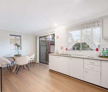 8 Elwood Crescent, Quakers Hill NSW 2763 - House For Rent | Domain - Photo 6