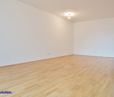 hochwertige 2 Zimmer Wohnung - Balkon - zzgl. Garage - Photo 3