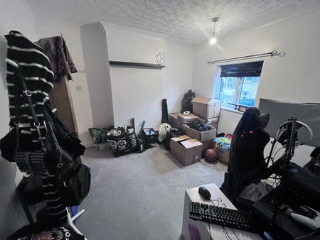 2 bedroom terraced house to rent - Photo 4