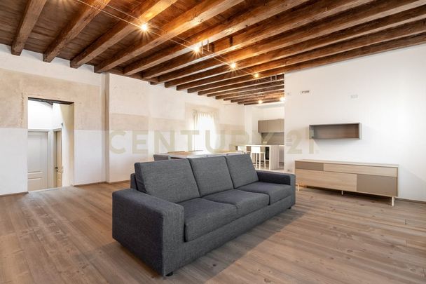 Piazza Guglielmo Marconi, 14, Trevignano, Veneto 31040 - Foto 1