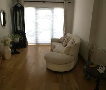 25 Killeaton Gardens, Dunmurry, Belfast, BT17 9HF - Photo 4