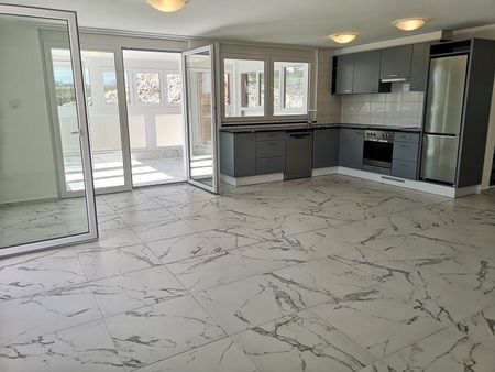 Magnifique appartement de 4,5 pièces avec terrasse et véranda, jardin 200m2 en option - Photo 5