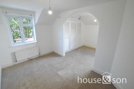 3 bedroom detached house to rent - Photo 4