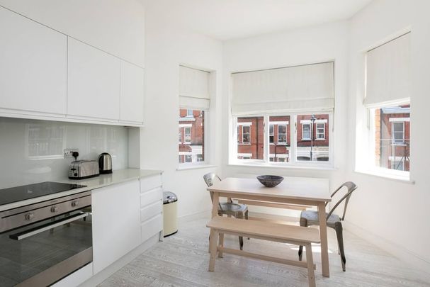 Flat 3, 62 Comeragh Road, London - Photo 1