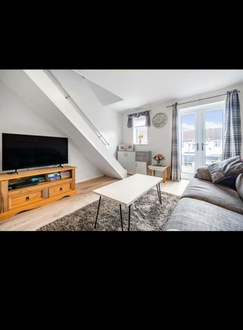 2 Bed End Terrace, Wedmore Close, BS15 - Photo 2