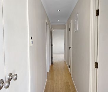 Oustanding three bedrooms with two bathrooms - Photo 6