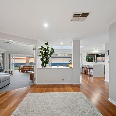 Front-Row Coastal Luxury Living with Breathtaking Ocean Views - Photo 1