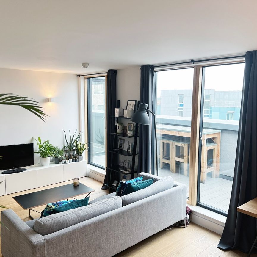 1 Bed Flat, Mint Street, E2 - Photo 1