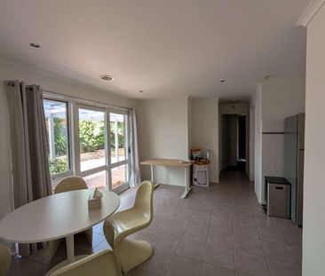 Langwarrin - Photo 2