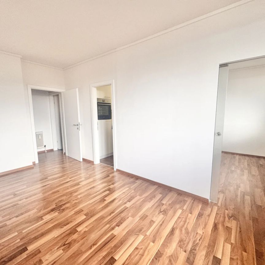 Sonnige 2-Zimmer-Wohnung mit Balkon in der Terrassenhaussiedlung, Graz - Photo 1
