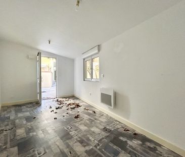 Location Appartement 3 pièces 53m² SETE 34200 - Photo 2