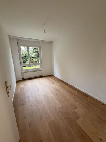 For rent 4.5 room apartment with terrace in Lausanne - Photo 4