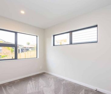 Modern 3BR House - Photo 4