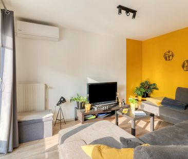 Lichtrijke en energiezuinige woning met 3 slpk, garage en tuin - Photo 1