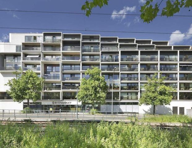 PARAGON APARTMENTS - mitten in der City mit Einbauküche und Balkon - Photo 1