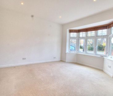 2 bedroom detached bungalow to rent - Photo 3