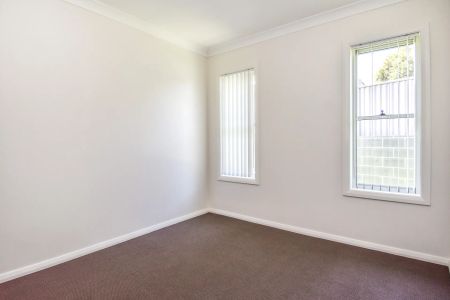 60 Kearneys Drive, Orange. - Photo 5