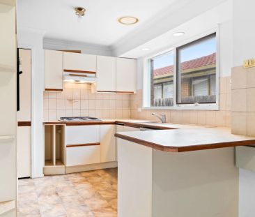 Perfect Family Home in Wyndham Vale - Photo 2